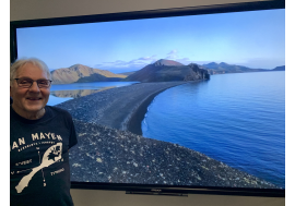 Jan Mayen er en Norsk øy i Nordishavet.