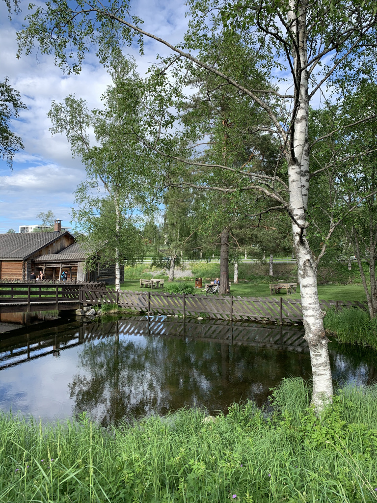 Besøk Raufoss Rotaryklubb i Fugleparken