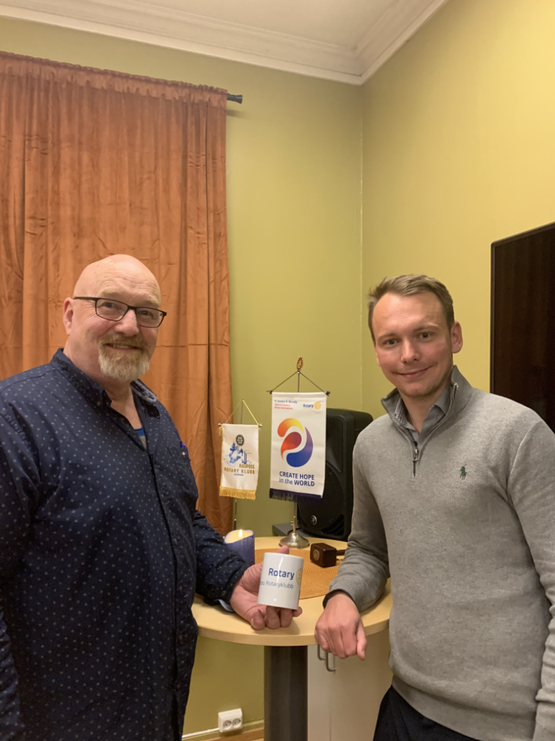 Vi fikk møte Daglig leder Fredrik Greve Monsen i Raufoss Fotball.